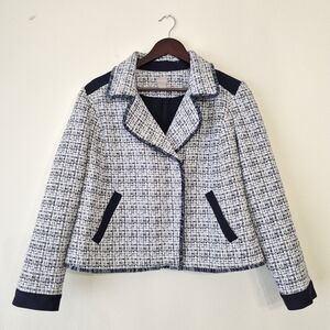 Chico's Classic Navy and White Blazer